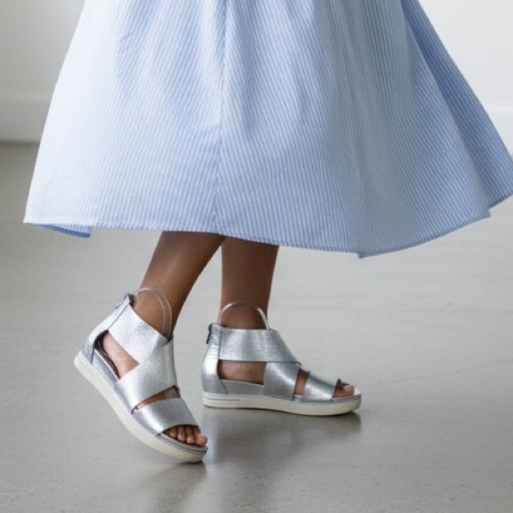 Eileen Fisher -Silver leather wrap sandal - 8.5